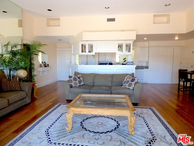 3 Bed Home for Sale in Sherman Oaks, California