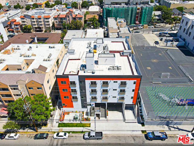 Photo of 2701 JAMES M WOOD Boulevard #402, Los Angeles, CA 90006