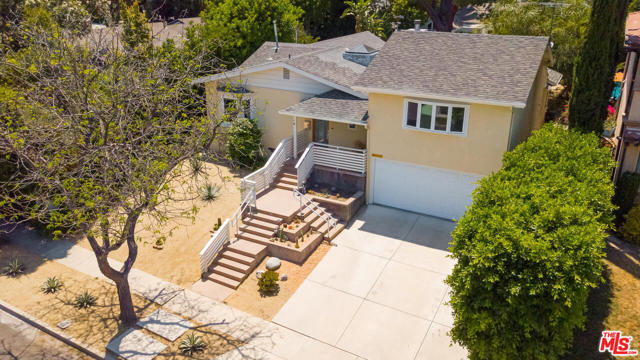 Photo of 4111 ALLOTT Avenue, Sherman Oaks, CA 91423