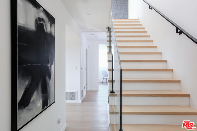 3 Bed Home for Sale in Venice, California