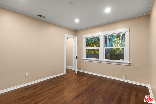 3 Bed Home for Sale in Los Angeles, California