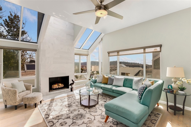 373 Longden Ln