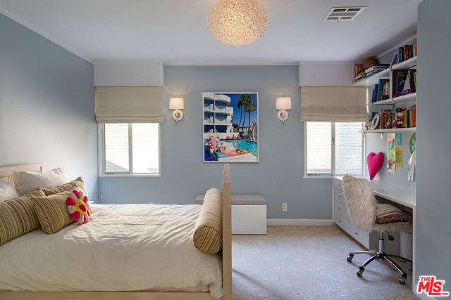 4 Bed Home for Sale in Los Angeles, California