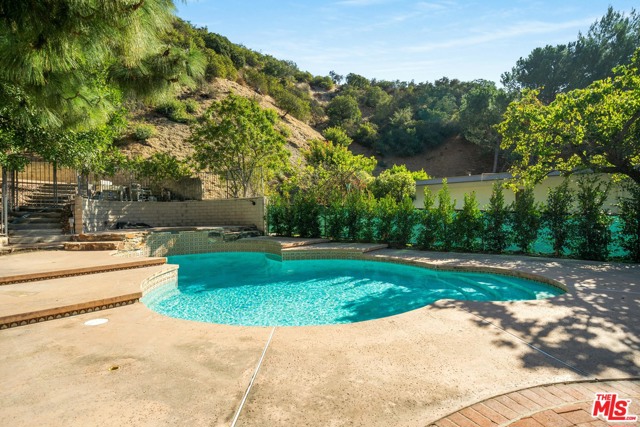 4 Bed Home for Sale in Beverly Hills, California