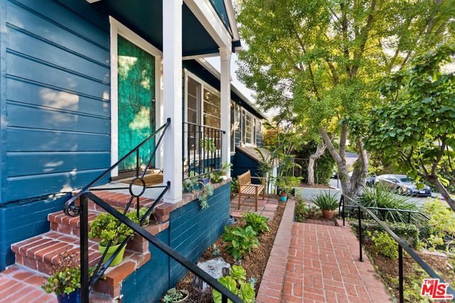 2 Bed Home for Sale in Los Angeles, California