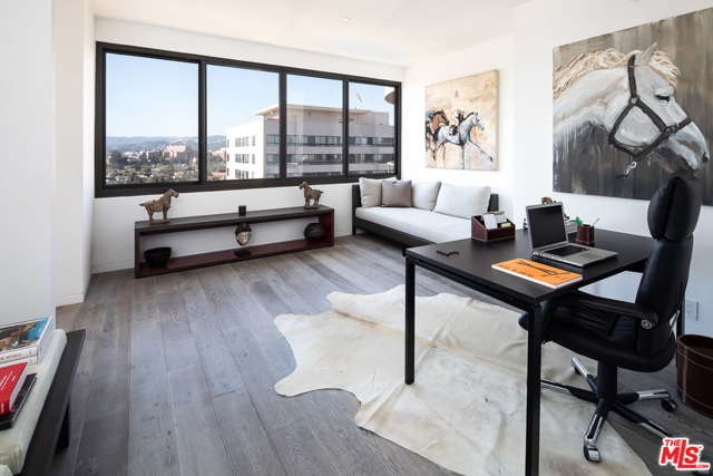 2 Bed Home for Sale in Los Angeles, California