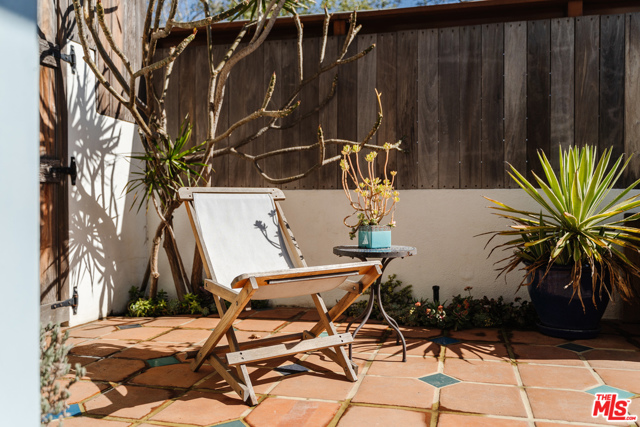 2 Bed Home for Sale in Venice, California