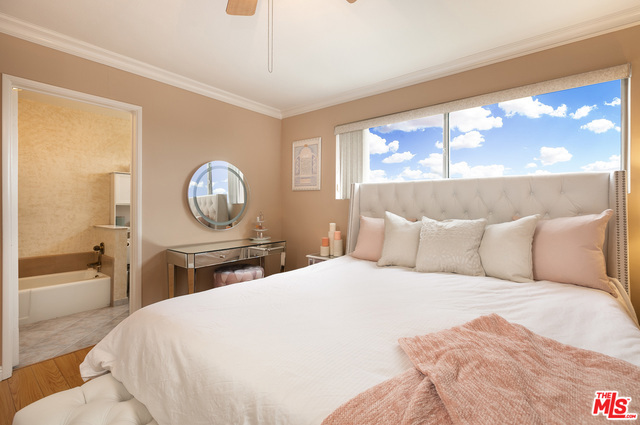 2 Bed Home for Sale in Encino, California