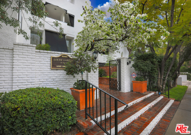 1 Bed Home for Sale in Encino, California