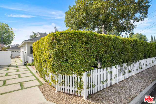 4 Bed Home for Sale in Valley Village, California