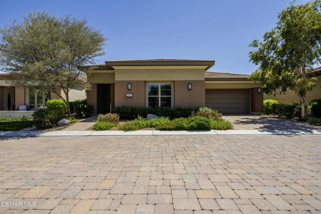 feature listing property photo