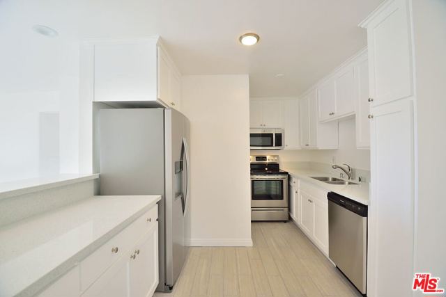 Income Home for Sale in Santa Monica, California