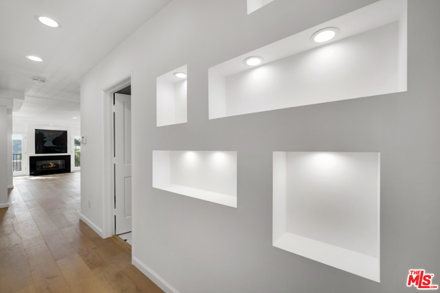 4 Bed Home for Sale in Beverly Hills, California
