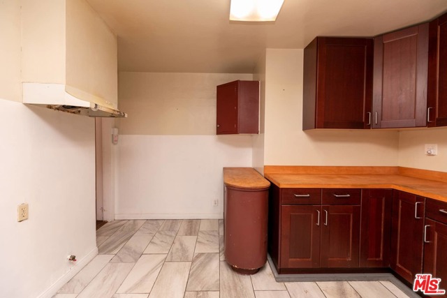  Income Home for Sale in Los Angeles, California