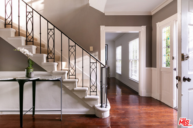  Income Home for Sale in Los Angeles, California