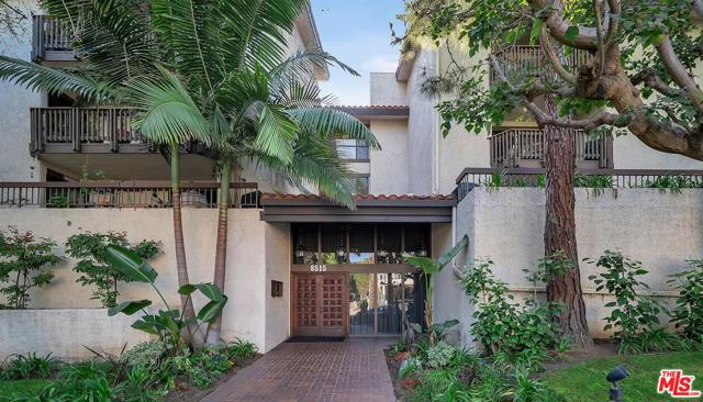 1 Bed Home for Sale in Playa del Rey, California