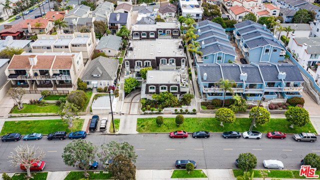 110 Guadalupe Avenue, Redondo Beach, California 90277, 3 Bedrooms Bedrooms, ,1 BathroomBathrooms,Residential,Sold,Guadalupe,21748610