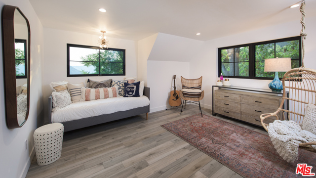 4 Bed Home for Sale in Calabasas, California