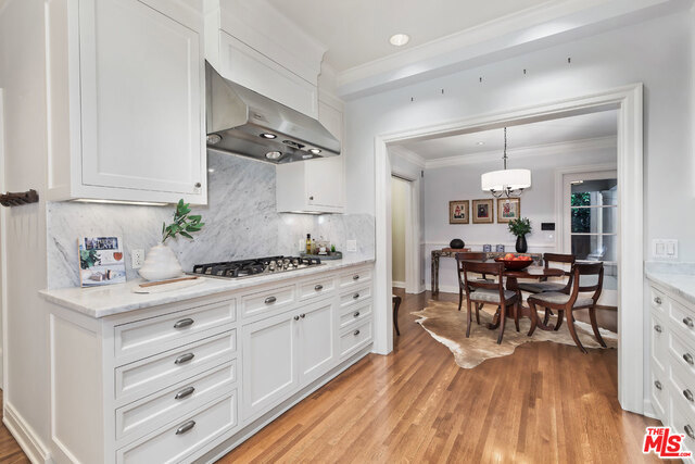 5 Bed Home for Sale in Los Angeles, California