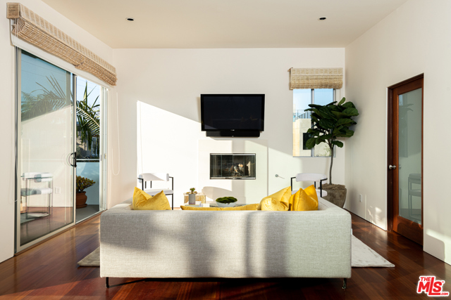 3 Bed Home for Sale in Venice, California