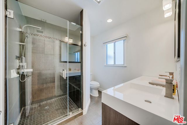 3 Bed Home for Sale in Burbank, California