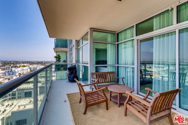 13700 Marina Pointe 1520 Marina del Rey CA 90292