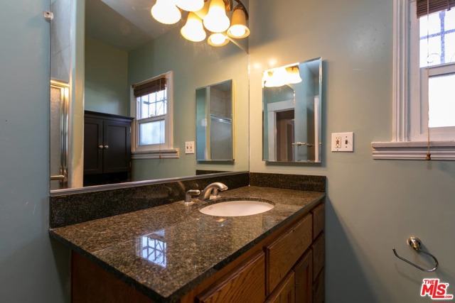  Income Home for Sale in Los Angeles, California