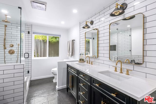 4 Bed Home for Sale in Sherman Oaks, California