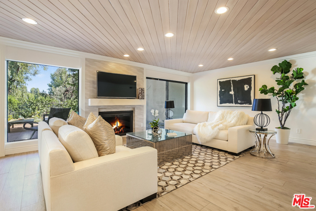 4 Bed Home for Sale in Los Angeles, California