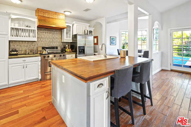 4 Bed Home for Sale in Valley Village, California