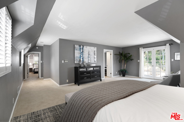 3 Bed Home for Sale in Los Angeles, California