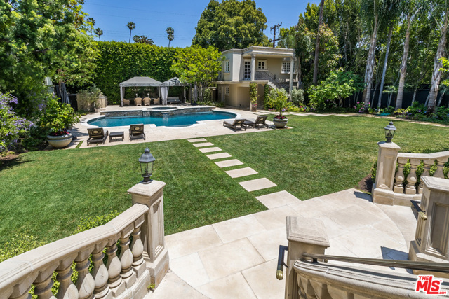 7 Bed Home for Sale in Beverly Hills, California