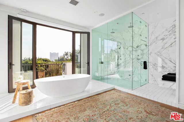 4 Bed Home for Sale in Los Angeles, California