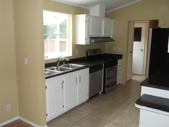 1040 Heron Dr.