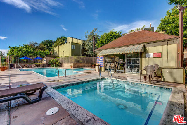 2 Bed Home for Sale in Culver City, California