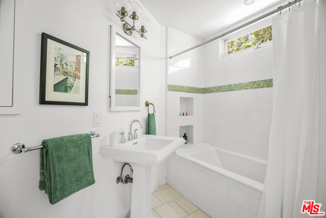 3 Bed Home for Sale in Los Angeles, California