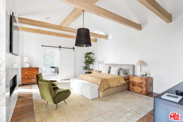 4 Bed Home for Sale in Los Angeles, California
