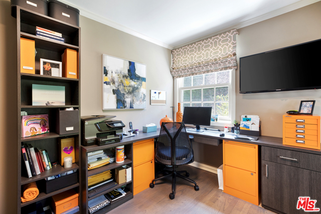 4 Bed Home for Sale in Los Angeles, California