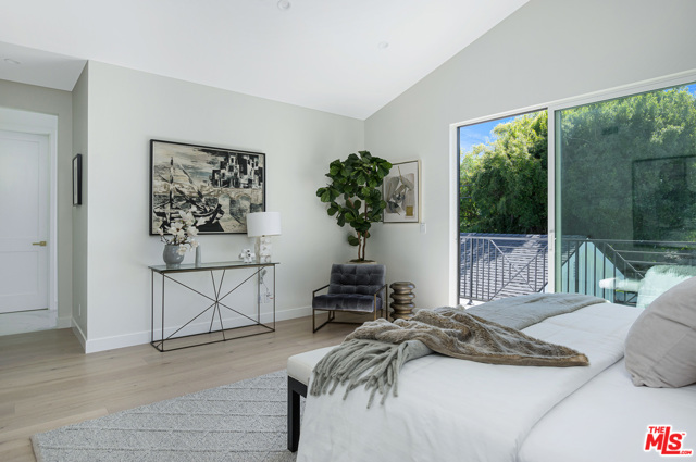 4 Bed Home for Sale in Los Angeles, California