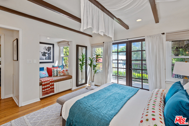 2 Bed Home for Sale in Los Angeles, California