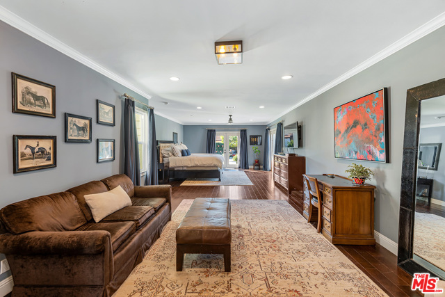 3 Bed Home for Sale in Van Nuys, California