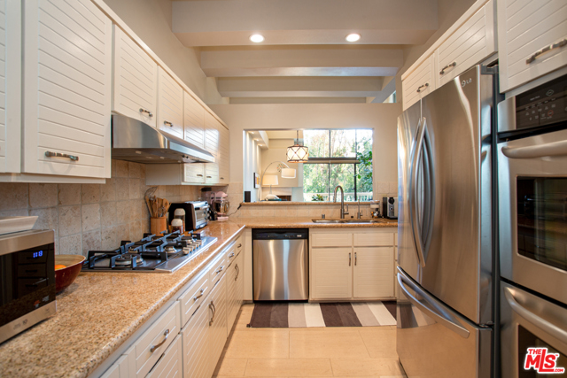 3 Bed Home for Sale in Los Angeles, California