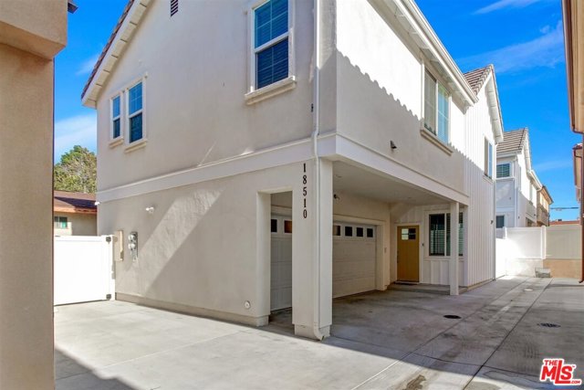 18510 Grevillea, Redondo Beach, California 90278, 3 Bedrooms Bedrooms, ,2 BathroomsBathrooms,Residential,Sold,Grevillea,21678102