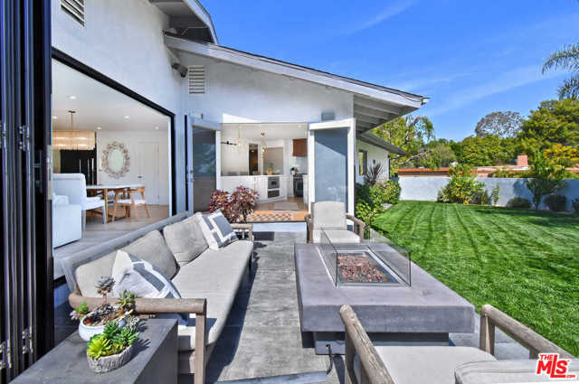 4 Bed Home for Sale in Sherman Oaks, California