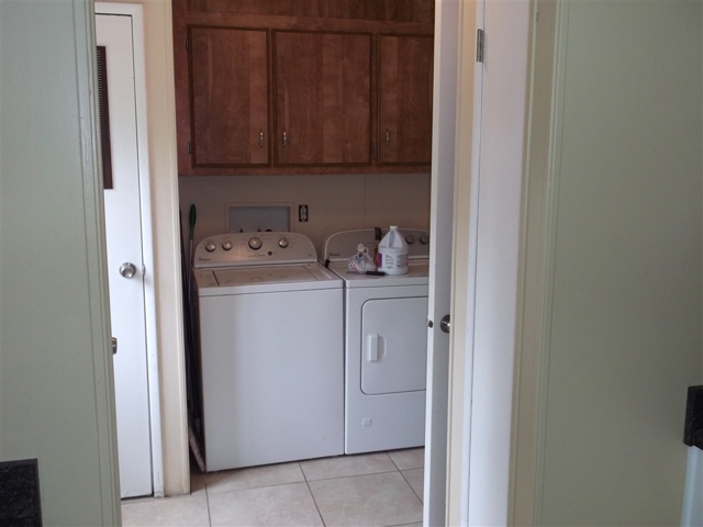 1040 Heron Dr.