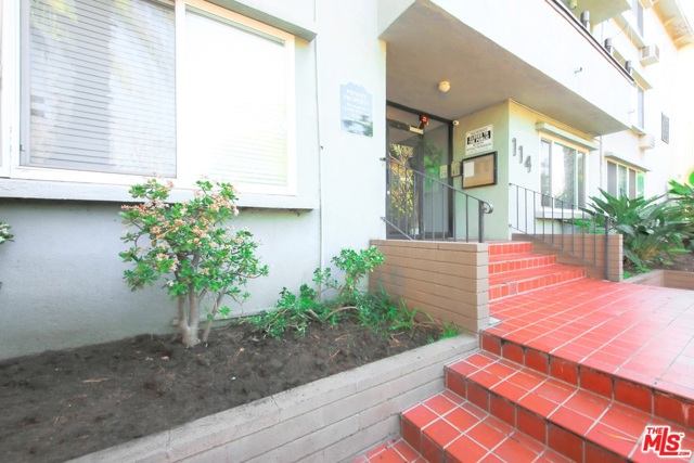  Income Home for Sale in Los Angeles, California