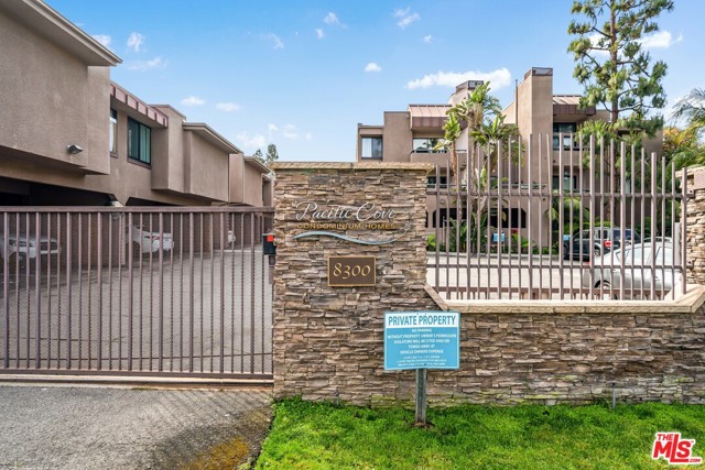 2 Bed Home for Sale in Playa del Rey, California