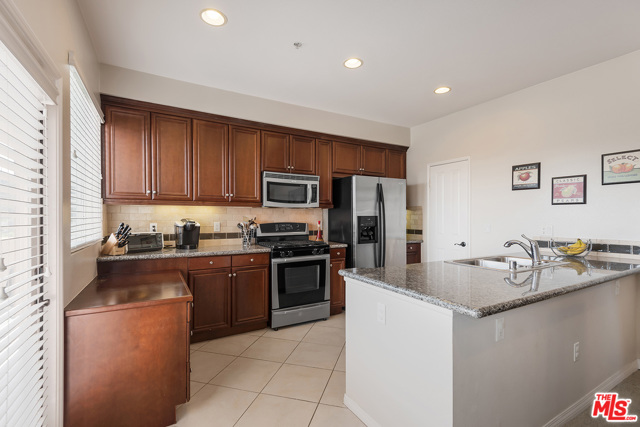 2 Bed Home for Sale in Playa Vista, California