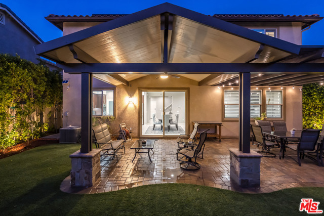 4 Bed Home for Sale in Lake Balboa, California