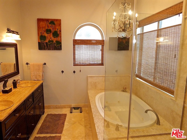 713 JUANITA Avenue, Redondo Beach, California 90277, 3 Bedrooms Bedrooms, ,3 BathroomsBathrooms,Residential,Sold,JUANITA,18338384